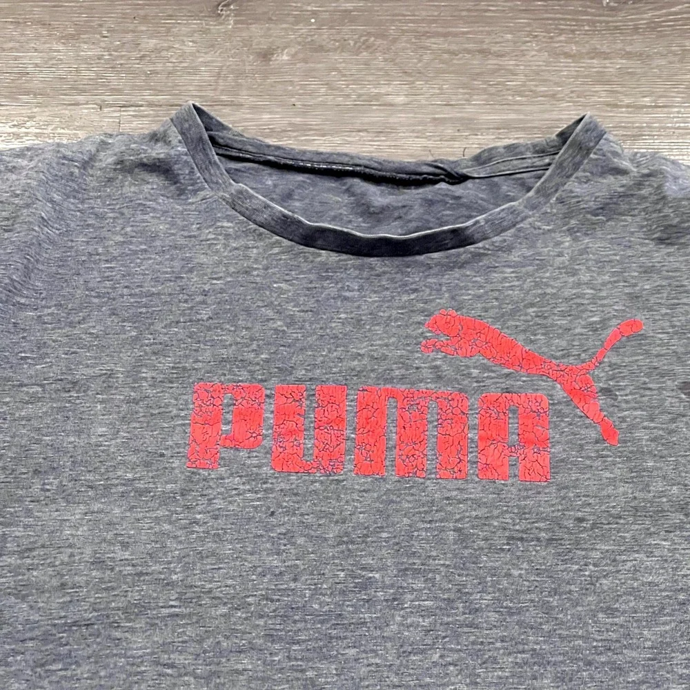 Puma Shirt Mens Large Gray Red Spell Out Logo Athletic‎ Tee Lightweight